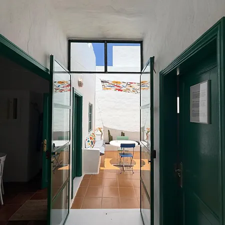 Casa Halcon Feriehus *